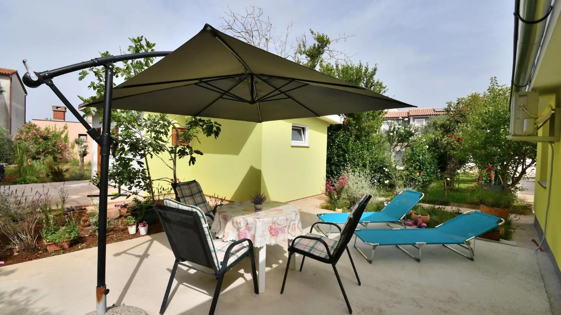 Apartment Cozy Garden Fazana Croatia